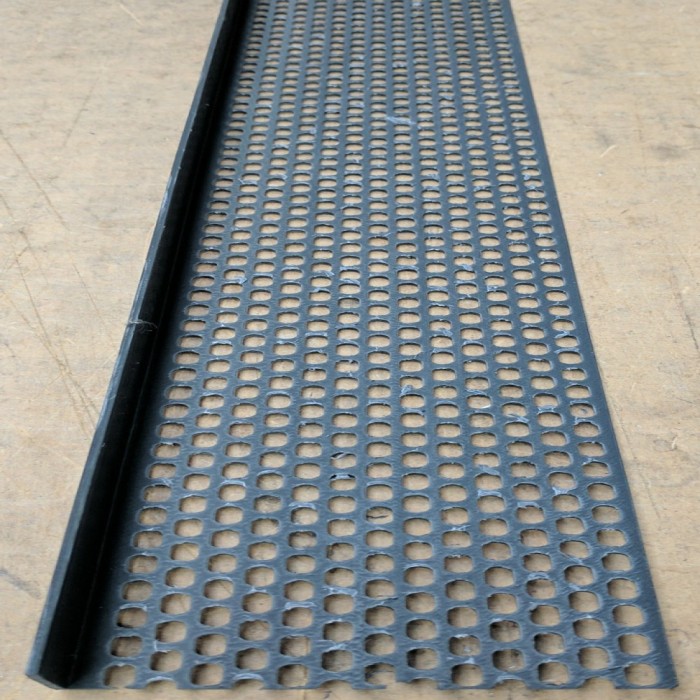 Wemico 30mm x 50mm x 2.5m Black PVC Ventilation Angle 1 length
