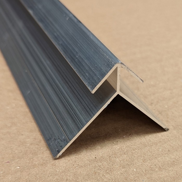 Protektor Aluminium Corner Bead for Facade Cladding 8.5mm x 3m With Covered Cutting Edge 1 Length