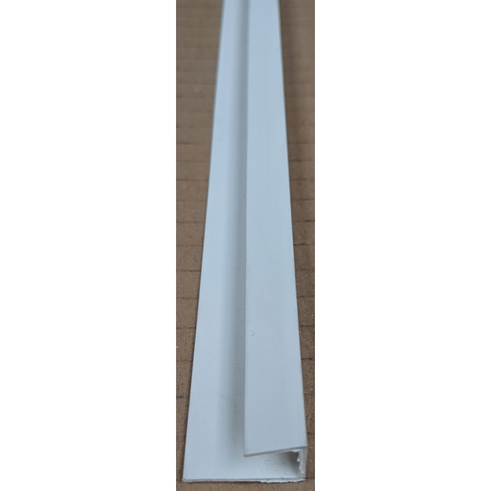 Wemico White PVC Clip on Profile 20mm x 10mm x 9.5mm x 2.5m 1 Length