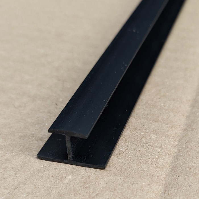 Facade Vertical Joint Profile Black PVC 2.5M 1 Length